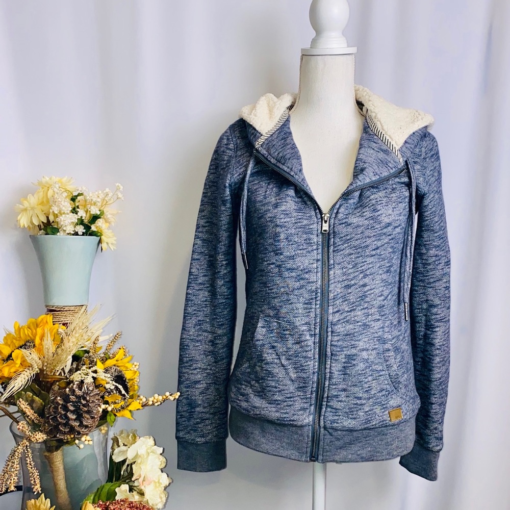 Roxy Blue and white Sweater